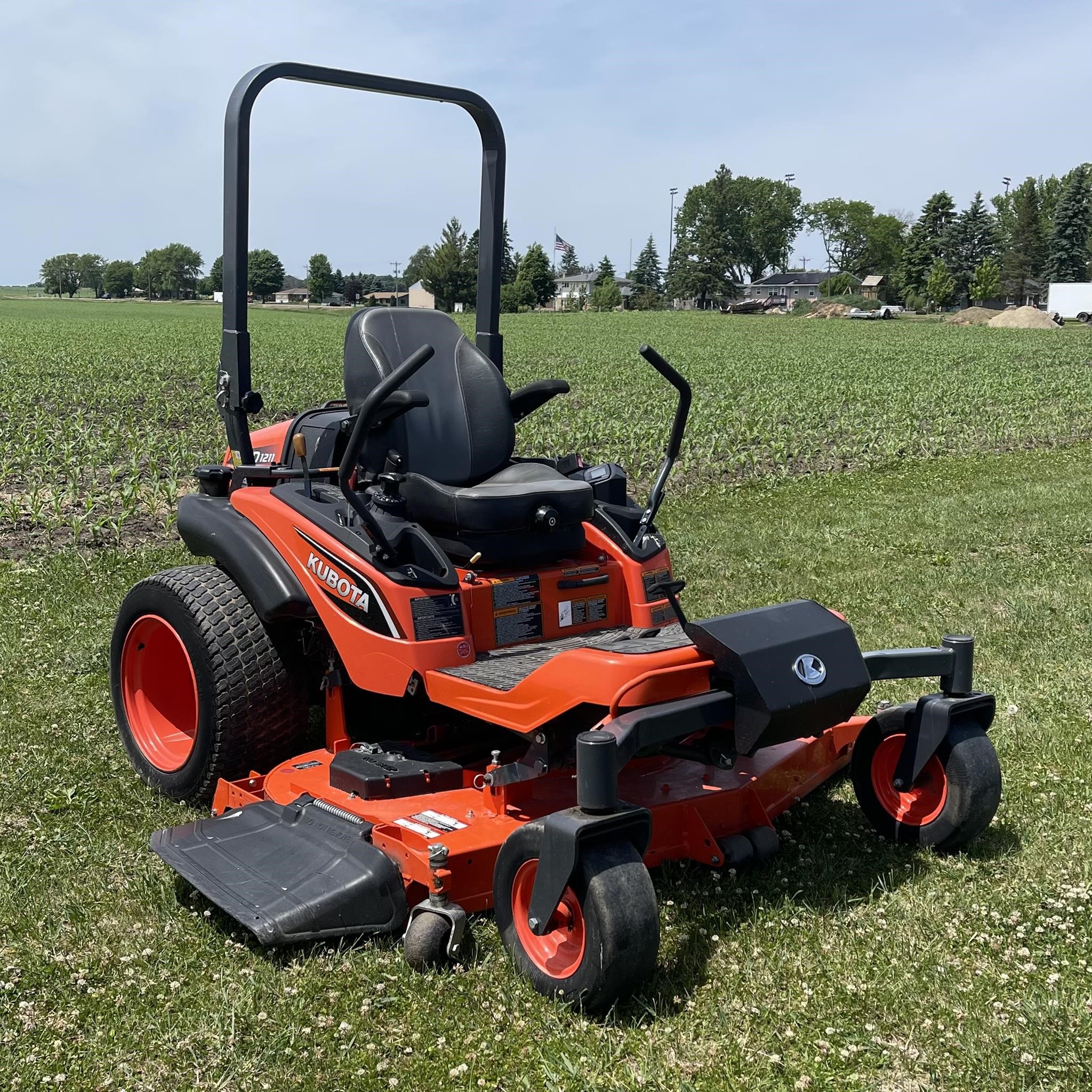 2025 STIHL RZ552 - 95400 - Niebur Tractor & Equipment